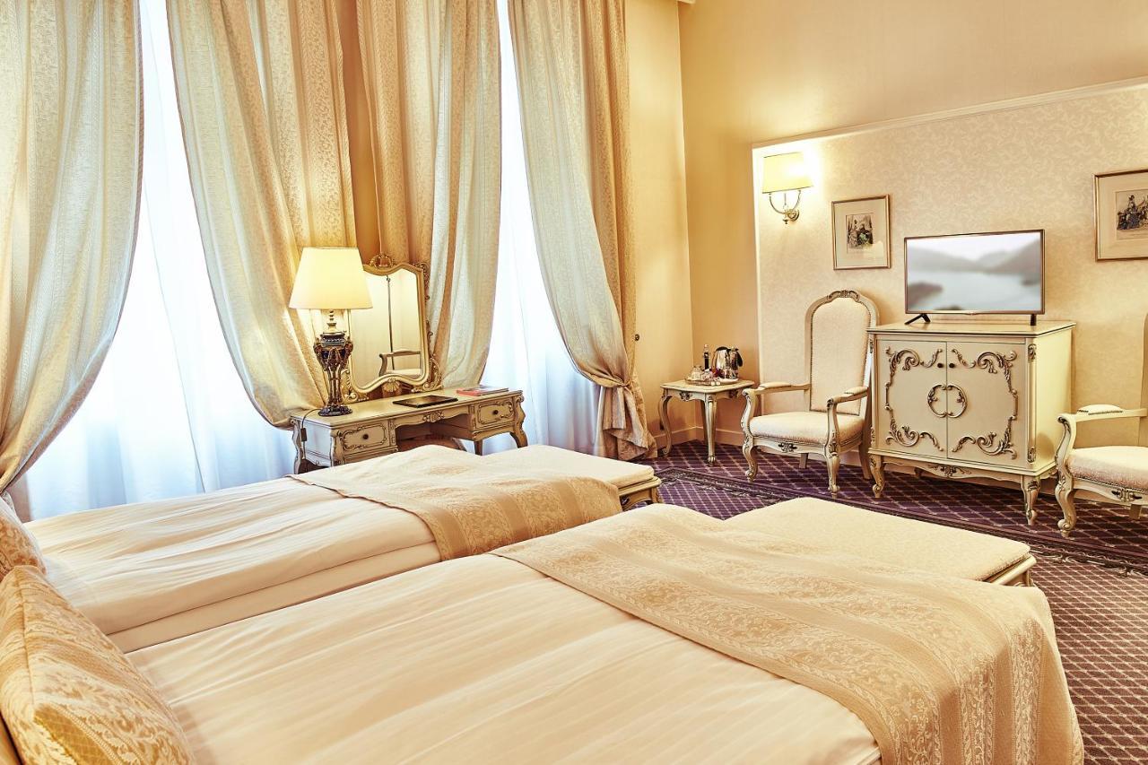 Grand Hotel Continental Bucuresti Luaran gambar A room at the hotel